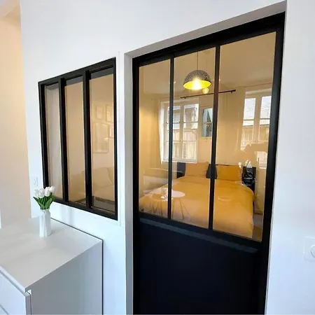 Centre De Apartment